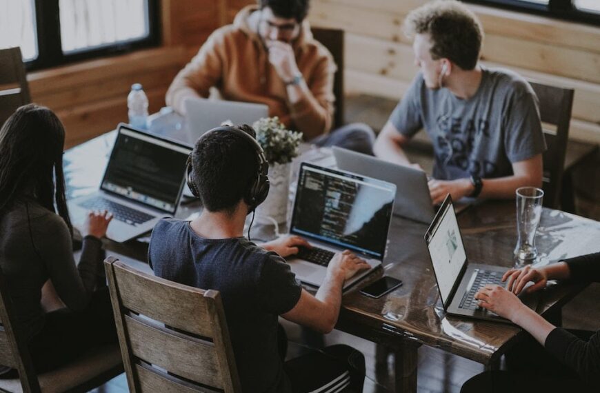 Business Startup Checklist To Avoid Costly Mistakes