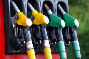 What are the main pitfalls of buying a gas station?