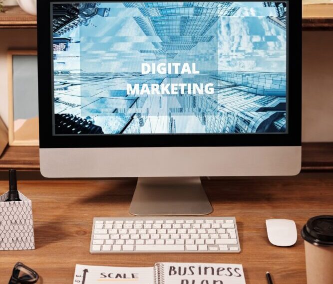 How to Split Advertising Costs With Other Businesses