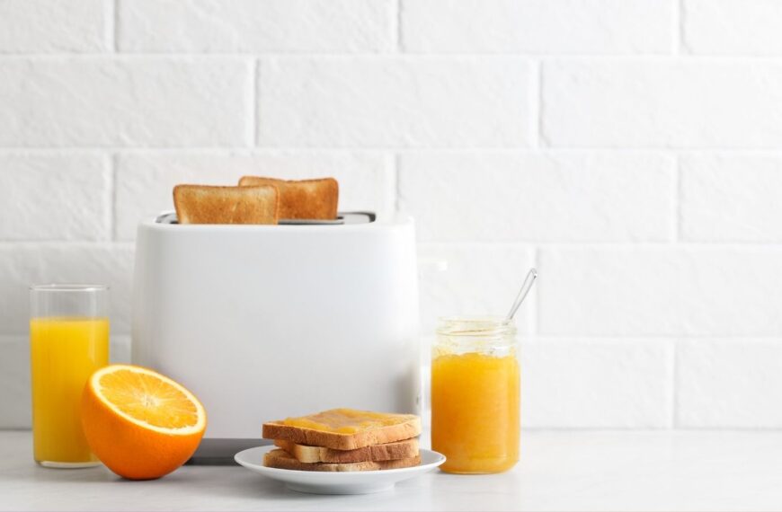 18 Common Kitchen Items That Can Save You Money